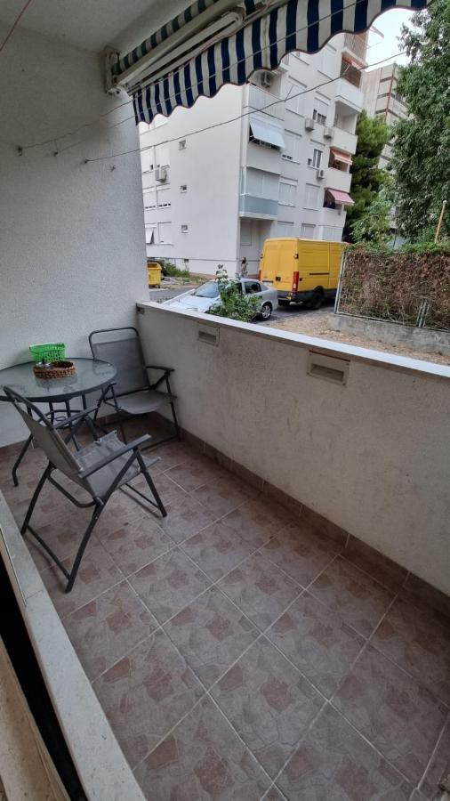 דירות ספליט Apartman Dana מראה חיצוני תמונה